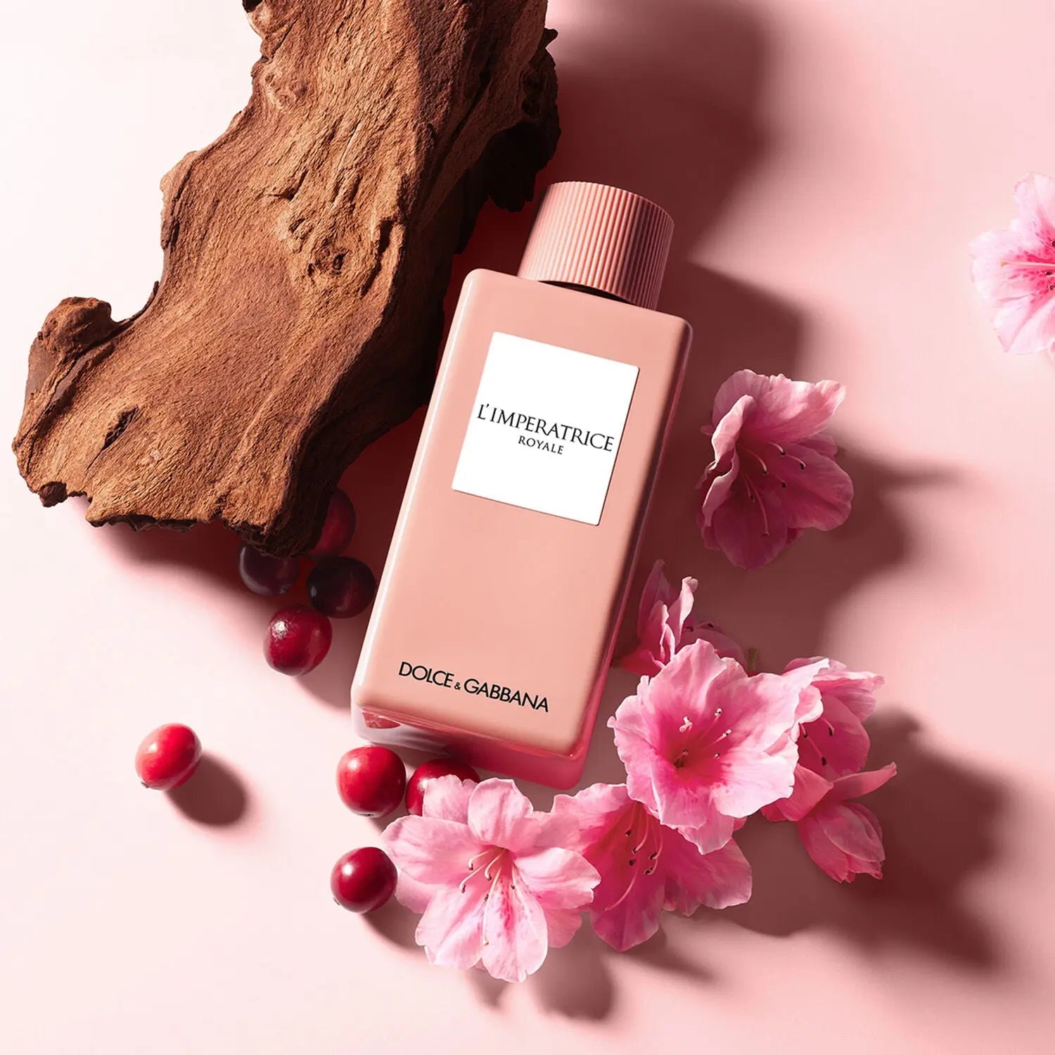 L'Imperiatrice Royale by Dolce & Gabbana fresh feminine floral scent