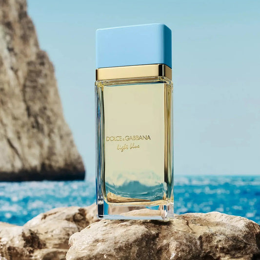 Light Blue by Dolce & Gabbana EDP bottle detail